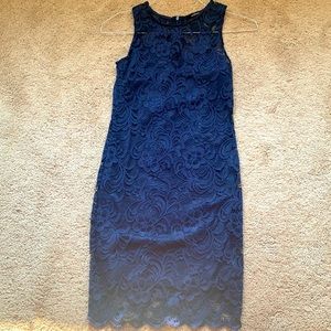 Navy sleeveless lace dress
